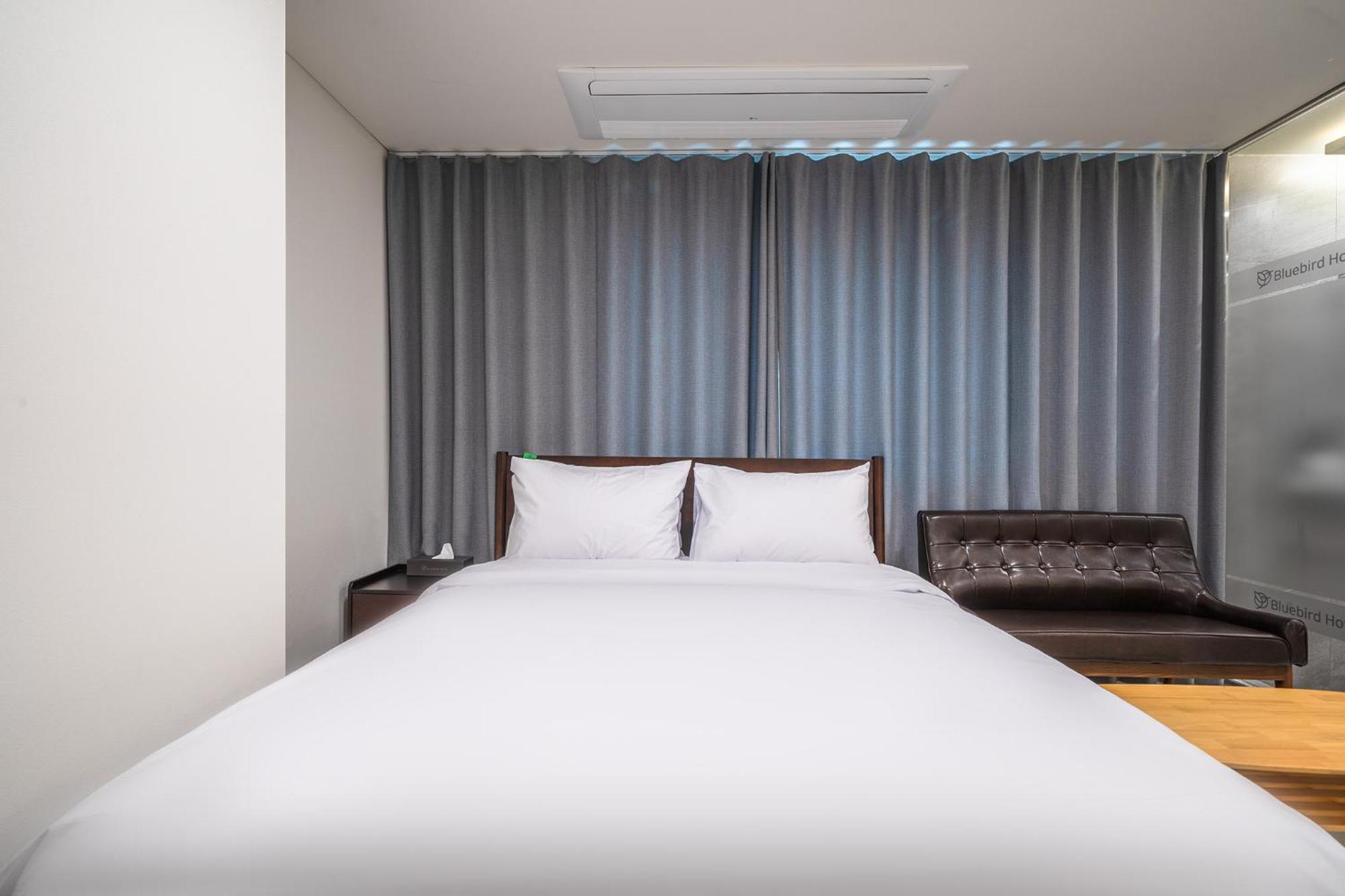 Bluebird Hotel 仁川 外观 照片