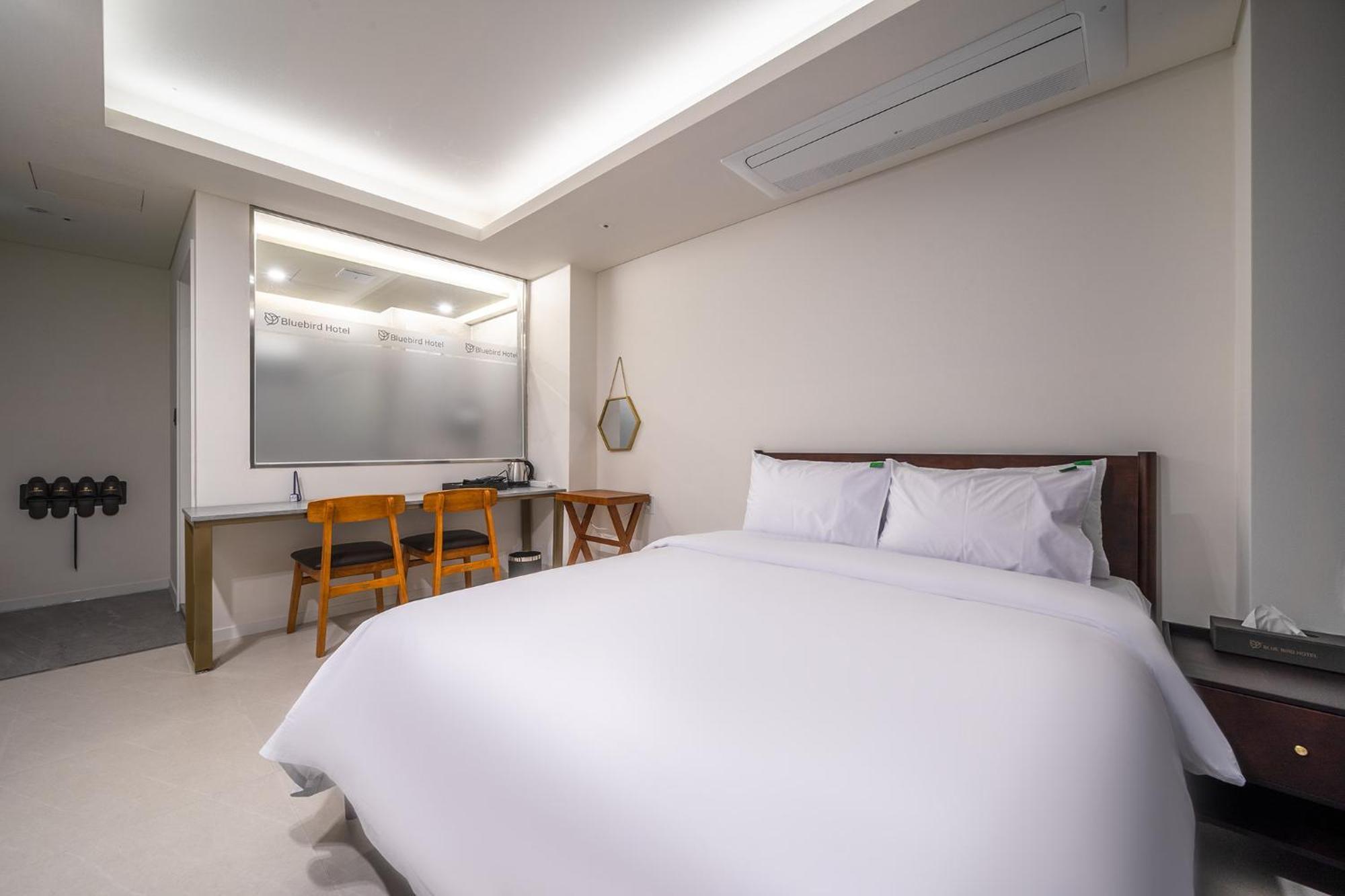 Bluebird Hotel 仁川 外观 照片